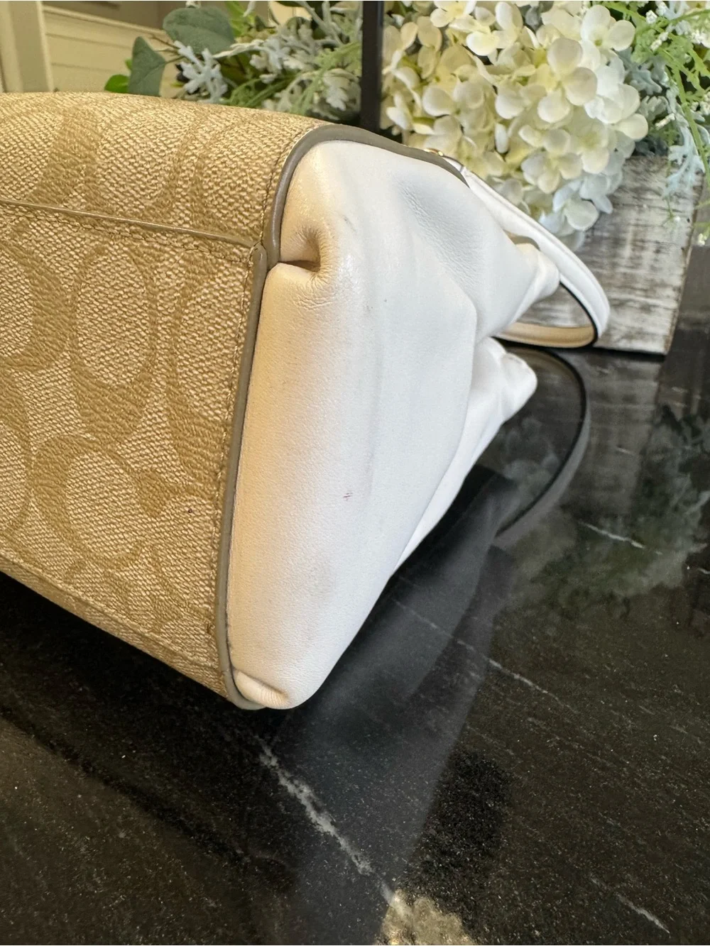 🤎Coach Christie Carryall Khaki Chalk Satchel Crossbody